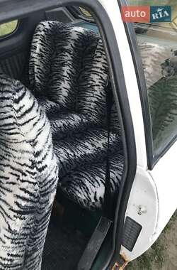 Хетчбек Peugeot 205 1988 в Яворові