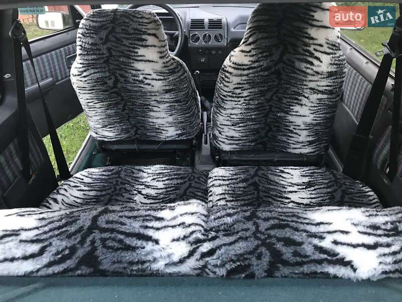 Хетчбек Peugeot 205 1988 в Яворові