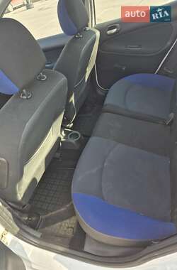 Седан Peugeot 206 plus 2012 в 