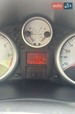 Хэтчбек Peugeot 206 plus 2010 в 