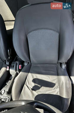 Хетчбек Peugeot 206+ 2010 в 