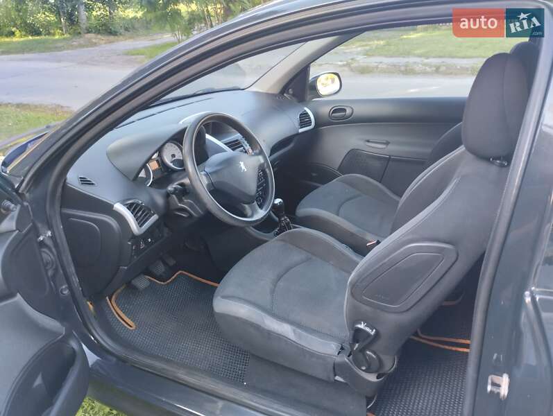 Хэтчбек Peugeot 206 plus 2011 в Луцке фото 7 Хэтчбек Peugeot 206 plus 2011 в Луцке