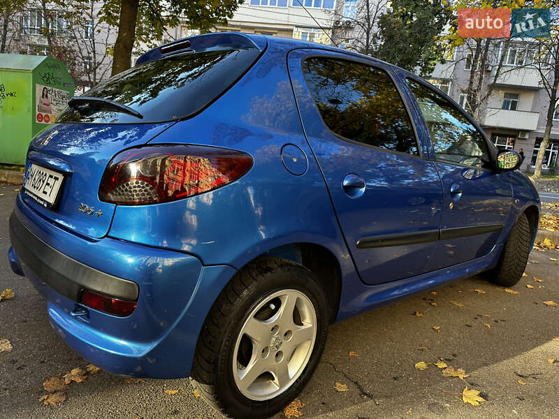 Хетчбек Peugeot 206+ 2012 в Києві фото 8 Хетчбек Peugeot 206+ 2012 в Києві