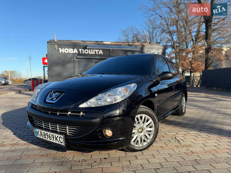 Peugeot 206 plus 2011 Peugeot 206 plus 2011