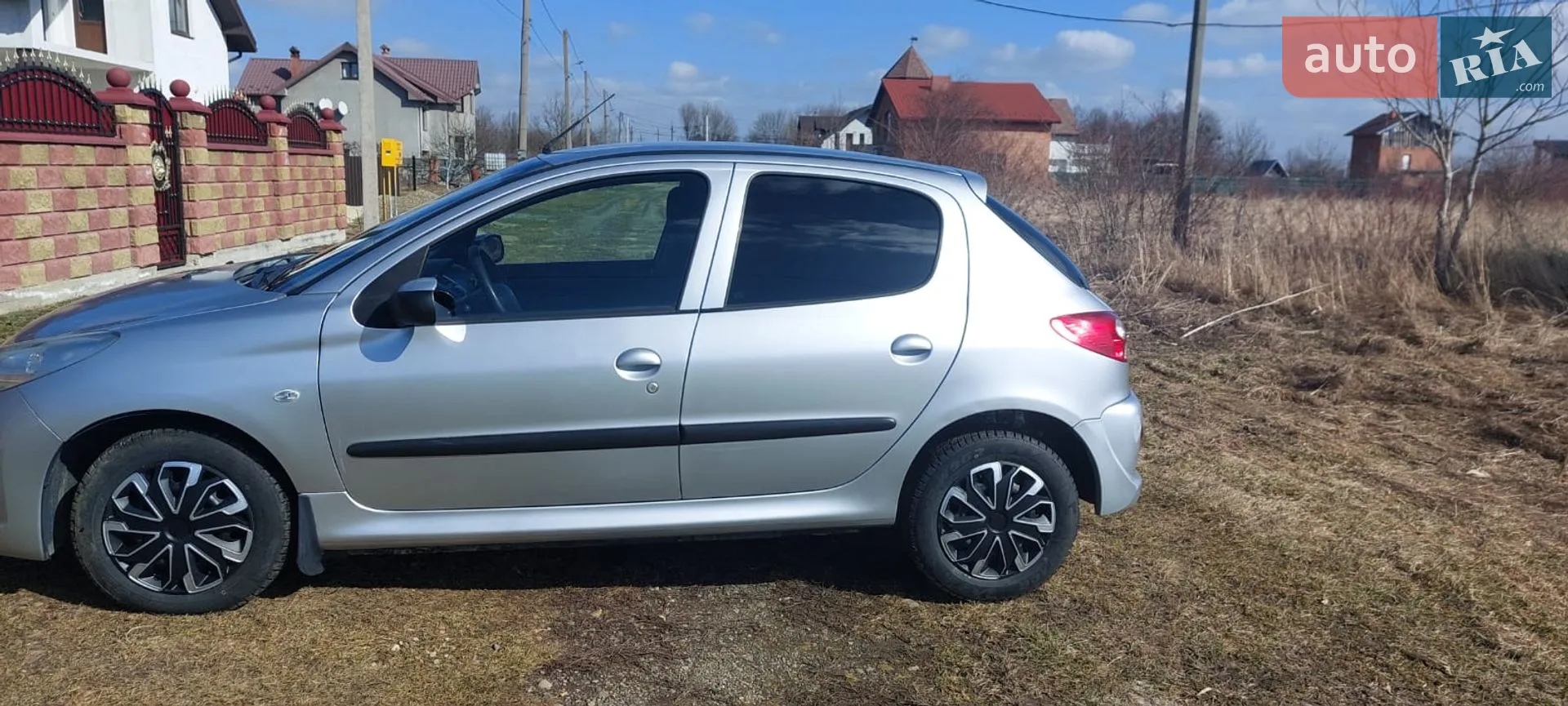 2011 Peugeot 206 - мініатюра 2
