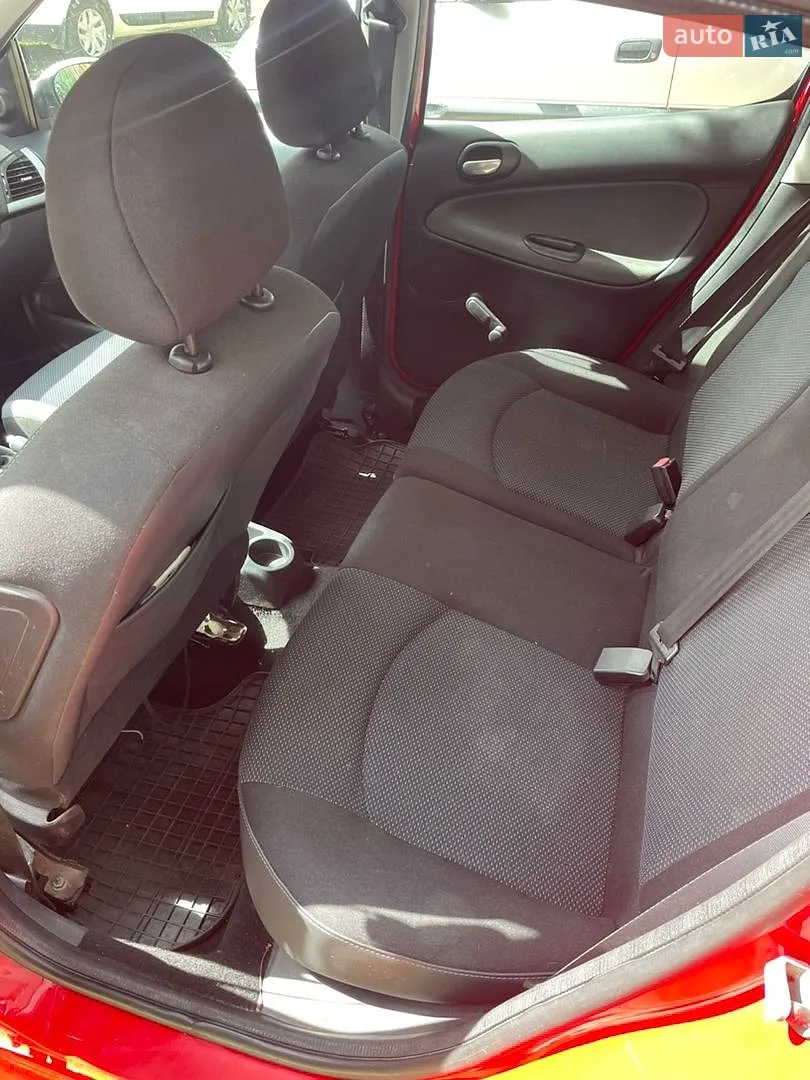 2010 Peugeot 206 - мініатюра 6