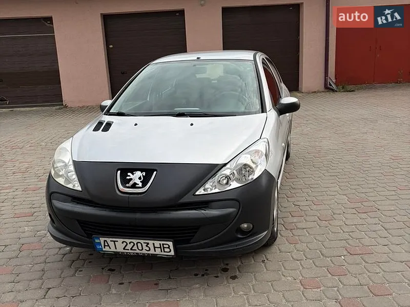 Peugeot 206+ 2011