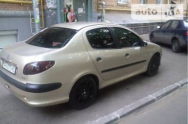 Седан Peugeot 206 2007 в Киеве