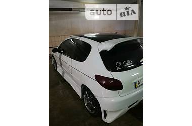 Хэтчбек Peugeot 206 2002 в Тульчине