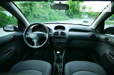 Седан Peugeot 206 2007 в Дніпрі