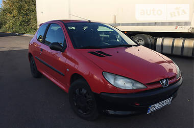 Хэтчбек Peugeot 206 2002 в Ровно