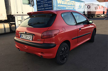 Хэтчбек Peugeot 206 2002 в Ровно