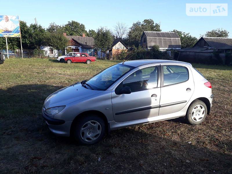 Хэтчбек Peugeot 206 2000 в Жмеринке