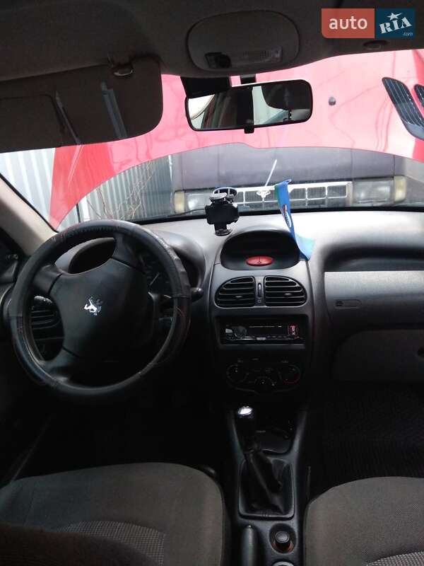 Седан Peugeot 206 2008 в Новомиргороді