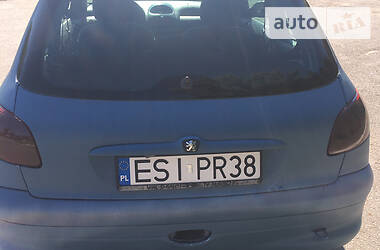 Купе Peugeot 206 2001 в Изяславе