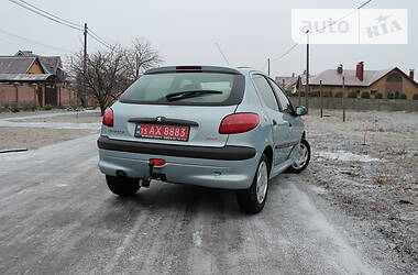 Хэтчбек Peugeot 206 2002 в Сумах