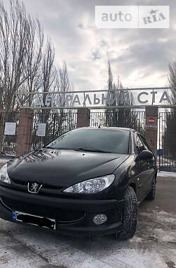 Седан Peugeot 206 2009 в Николаеве