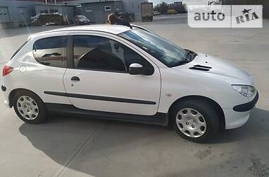 Хэтчбек Peugeot 206 2007 в Львове