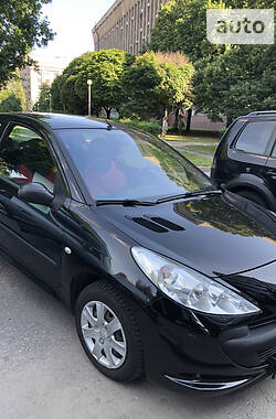 Хэтчбек Peugeot 206 2011 в Запорожье