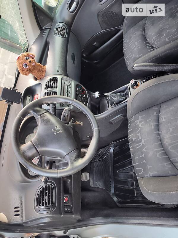 Універсал Peugeot 206 2003 в Бродах