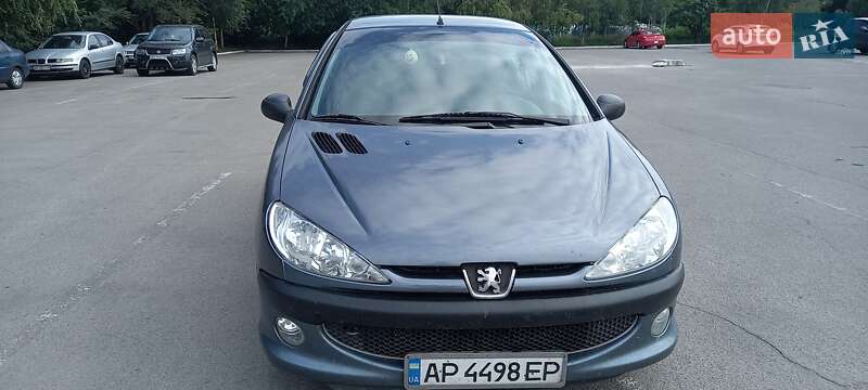 Седан Peugeot 206 2009 в Вознесенську