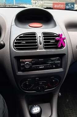 Універсал Peugeot 206 2003 в Львові