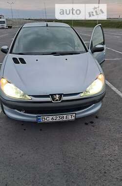 Хэтчбек Peugeot 206 2006 в Львове