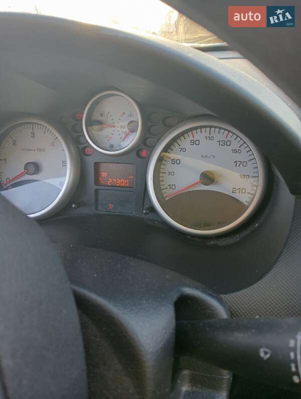 Хетчбек Peugeot 206 2009 в Цумані