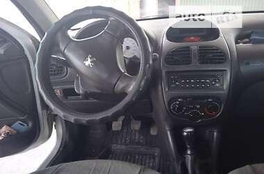 Універсал Peugeot 206 2003 в Кам'янському