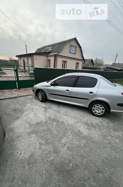 Седан Peugeot 206 2007 в Кагарлику