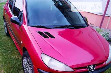 Хэтчбек Peugeot 206 2002 в Стрые