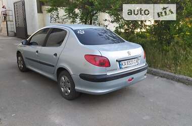 Седан Peugeot 206 2007 в Києві