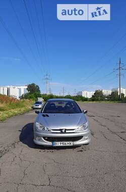 Хэтчбек Peugeot 206 2005 в Полтаве