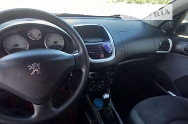 Хэтчбек Peugeot 206 2011 в Коломые