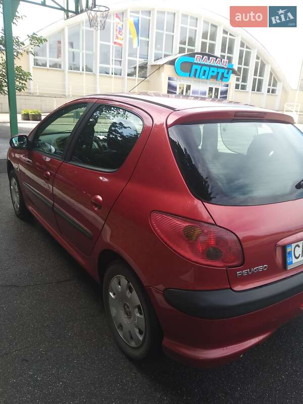 Хэтчбек Peugeot 206 2005 в Черкассах