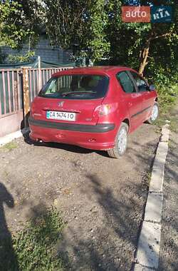 Хэтчбек Peugeot 206 2005 в 