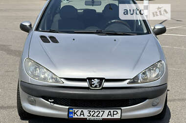 Хэтчбек Peugeot 206 2008 в Киеве