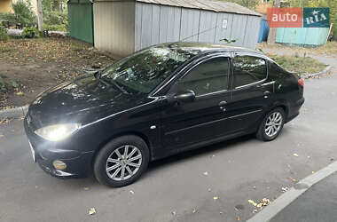 Седан Peugeot 206 2009 в 