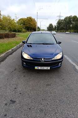 Хэтчбек Peugeot 206 2007 в Днепре