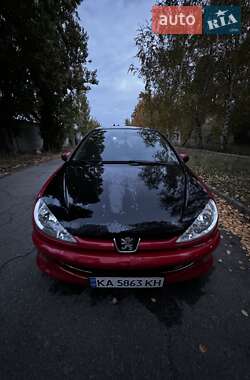 Хэтчбек Peugeot 206 2006 в Киеве