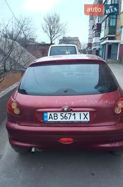 Хэтчбек Peugeot 206 2001 в Виннице