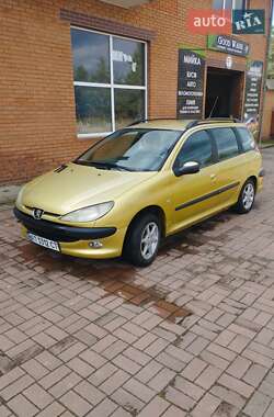 Хетчбек Peugeot 206 2002 в Рожнятові