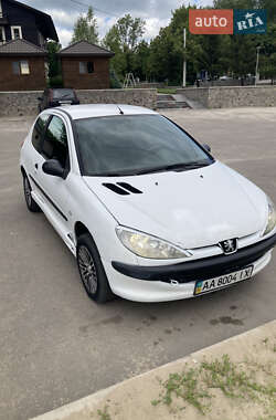 Хетчбек Peugeot 206 2002 в Білій Церкві