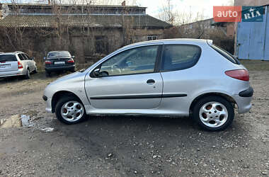 Хетчбек Peugeot 206 2002 в Ніжині