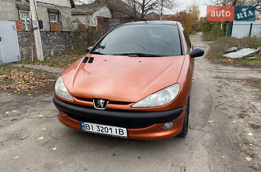 Хетчбек Peugeot 206 2000 в Кременчуці