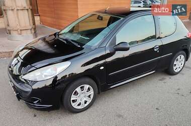 Хетчбек Peugeot 206 2009 в Києві