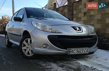 Хэтчбек Peugeot 206 2011 в Луцке