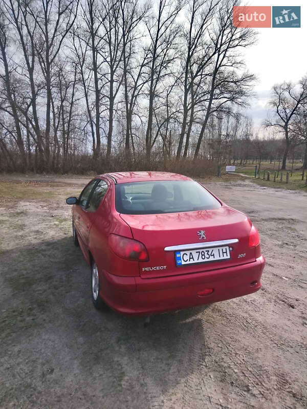 Седан Peugeot 206 2008 в Черкассах