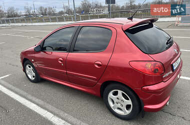 Хетчбек Peugeot 206 2005 в Києві