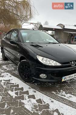Седан Peugeot 206 2006 в 